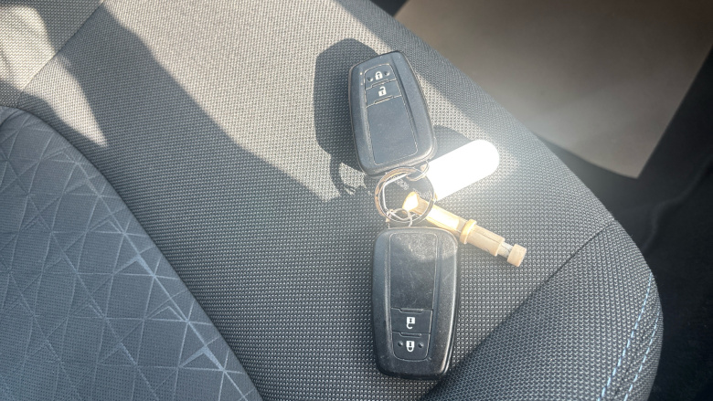 Toyota C-HR 1.8 Hybrid Design 5dr CVT Hybrid Hatchback